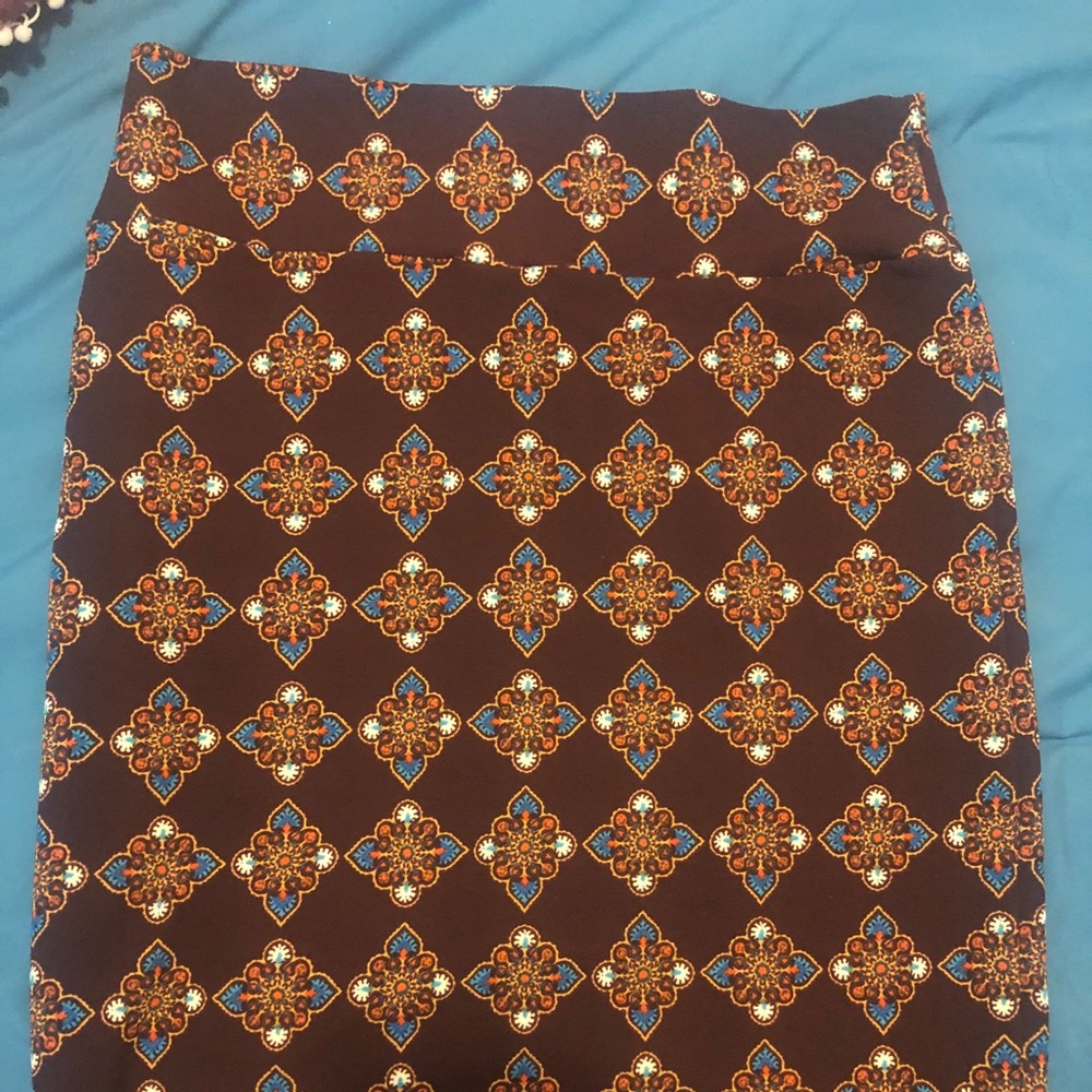 LulaRoe Cassie skirt